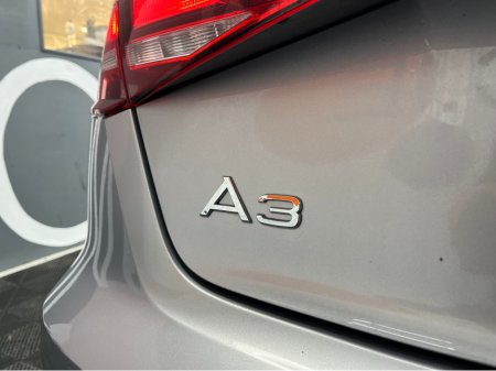 2019 Audi A3 €18950 2019 AUDI A3 30TFSI 1.4 AUTOMATIC / CRUISE CONTROL / REVERSE CAMERA AND MORE €18,950 thumbnail
