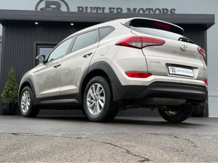 2016 Hyundai Tucson EXECUTIVE 5DR €14,950 thumbnail