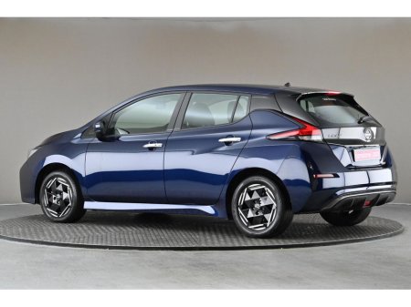 2023 Nissan Leaf - thumbnail 5