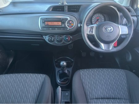 2013 Toyota Yaris 1.0 TERRA 5DR €6,950 thumbnail