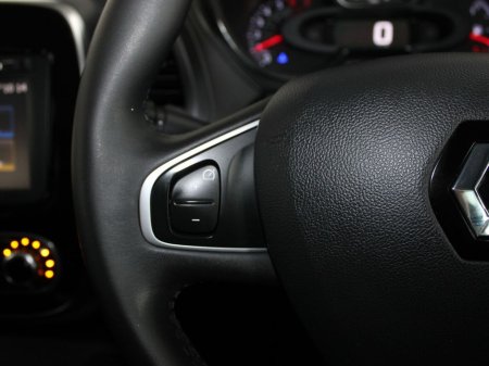 2018 Renault Captur - thumbnail 21