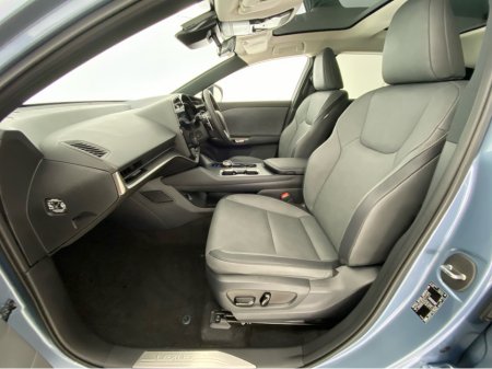 2025 Lexus RZ - thumbnail 2