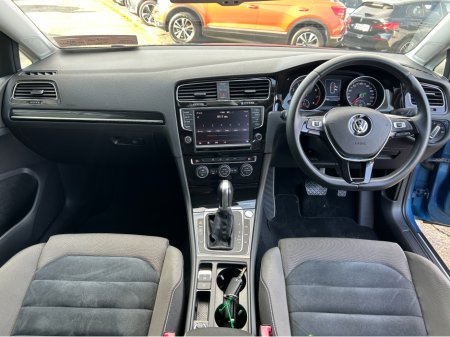 2015 Volkswagen Golf - thumbnail 10