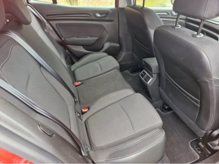 2019 Renault Megane - thumbnail 27