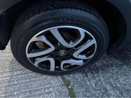 2017 Renault Captur - thumbnail 4