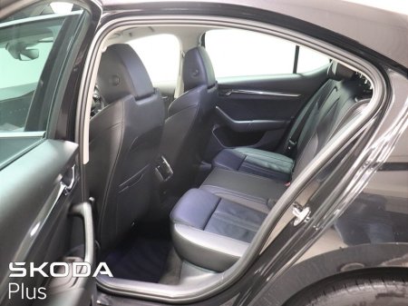 2023 Skoda Octavia - thumbnail 7