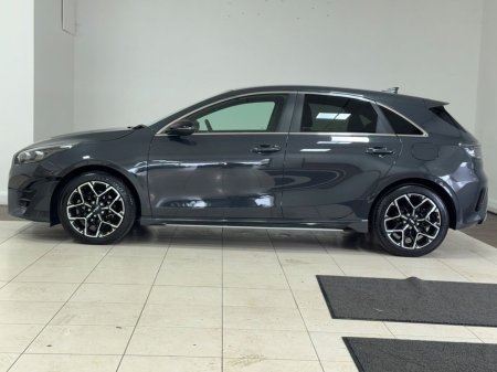 2025 Kia Ceed - thumbnail 11