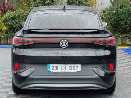 2023 Volkswagen ID.5 PRO LIFE 77KWH // HEATED SEATS // REVERSE CAMERA // DUAL ZONE CLIMATE CONTROL €24,950 thumbnail