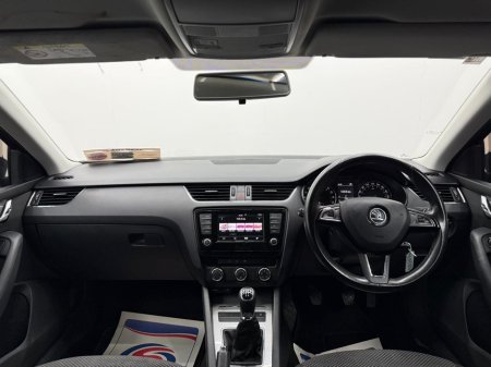 2016 Skoda Octavia - thumbnail 7