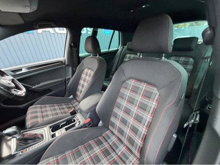 2017 Volkswagen Golf - thumbnail 42