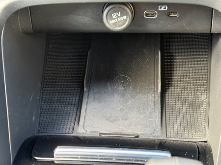 2022 Volvo XC40 - thumbnail 19