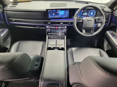 2025 Hyundai Santa Fe - thumbnail 4