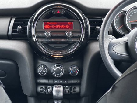 2015 MINI Hatch Cooper S Auto €11,950 thumbnail