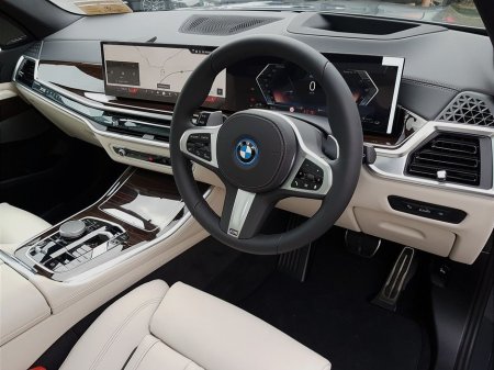 2026 BMW X5 xDrive50e M Sport €122,444 thumbnail