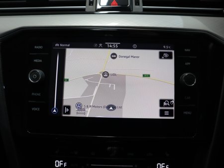 2021 Volkswagen Passat *123* GTE S-A DSG €23,995 thumbnail