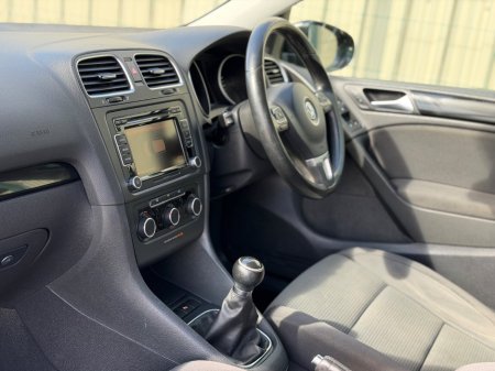 2012 Volkswagen Golf - thumbnail 13