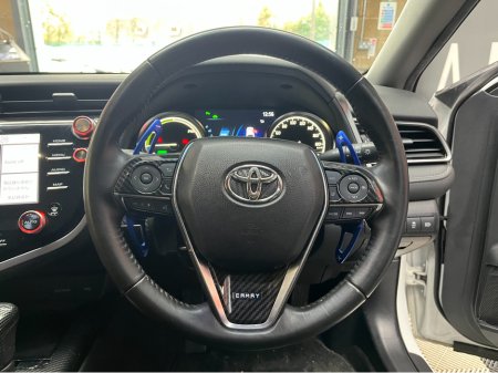 2019 Toyota Camry - thumbnail 8