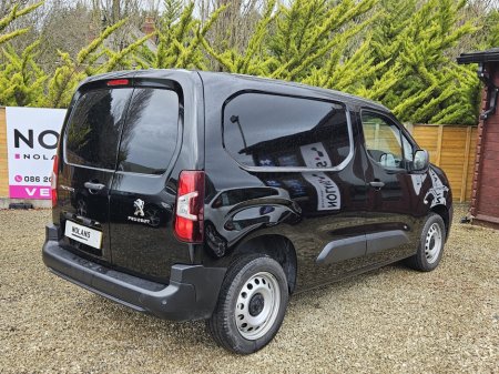 2023 Peugeot Partner - thumbnail 16