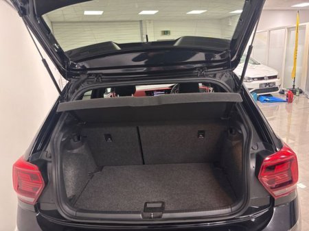 2018 Volkswagen Polo 2.0 TSI 200HP GTI Auto €18,495 thumbnail