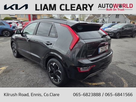 2023 Kia Niro - thumbnail 5