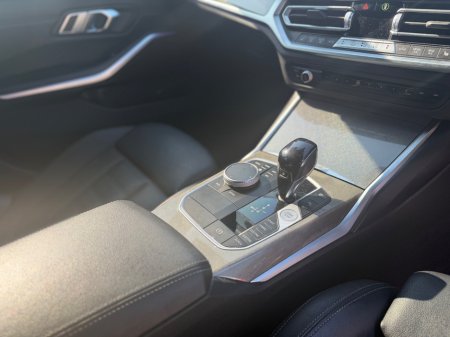 2021 BMW 3 Series - thumbnail 11