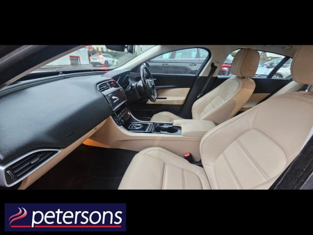 2015 Jaguar XE 2.0L 14D ADJ200 PRESTIGE 4DR AUTOMATIC €12,950 thumbnail