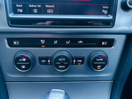 2015 Volkswagen Golf  €12,950 thumbnail