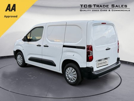 2021 Opel Combo - thumbnail 3