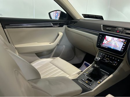 2023 Skoda Superb C STYLE 2.0 TDI 150 €34,900 thumbnail