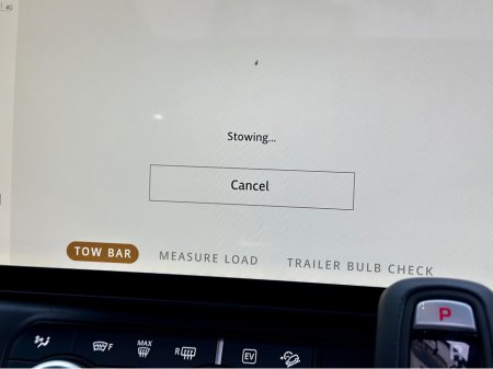 2026 Land Rover Defender Borosco Grey /  X-DYNAMIC SE €119,950 thumbnail