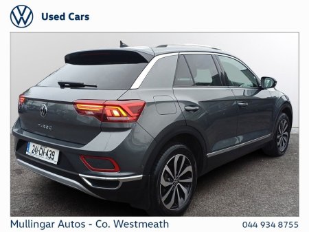 2024 Volkswagen T-Roc T-ROC STYLE 2.0 TDI M6F 116HP €32,950 thumbnail