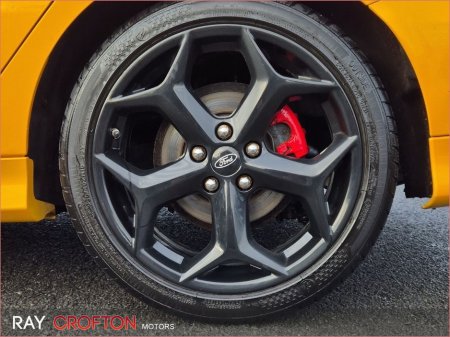 2018 Ford Focus 2.0 TDCi 185PS ST3 €22,950 thumbnail