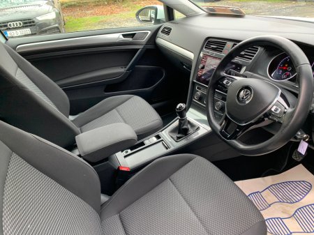 2019 Volkswagen Golf 1.6 TDI 115 BHP TRENDLINE VAN // PRICE EXCL. VAT // ONE OWNER // GREAT CONDITION // 07/26 CVRT // €10,528 thumbnail