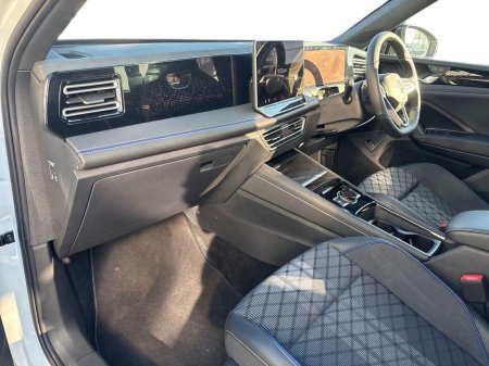 2026 Volkswagen Tiguan - thumbnail 5