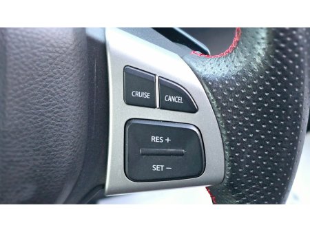 2013 Suzuki Swift - thumbnail 25