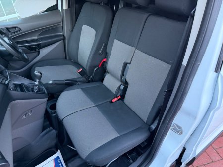 2022 Ford Transit Connect  €14,995 thumbnail