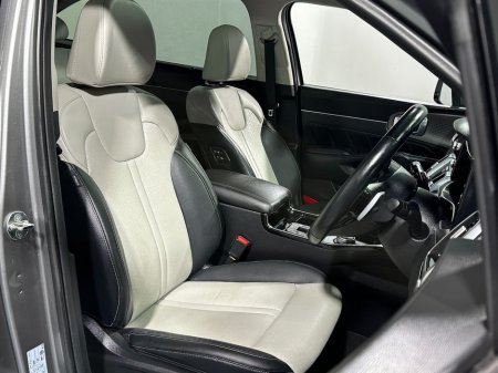 2023 Kia Sorento SAM Plug In Hybrid 4x4 7 Seater €49,800 thumbnail