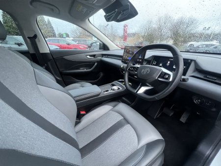 2025 MG MGS5 Trophy thumbnail