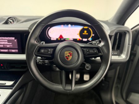 2024 Porsche Cayenne - thumbnail 17