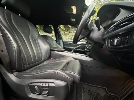 2017 BMW X5 - thumbnail 8