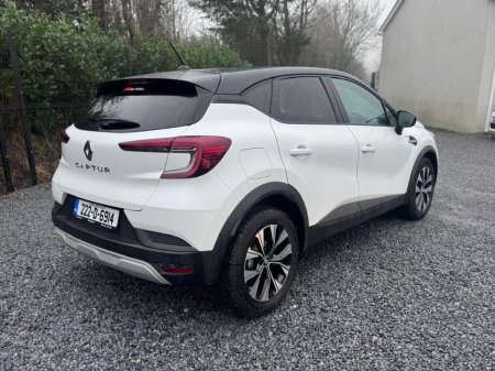 2022 Renault Captur - thumbnail 7