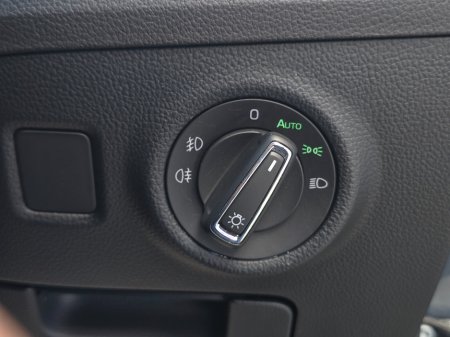 2018 Skoda Superb - thumbnail 40