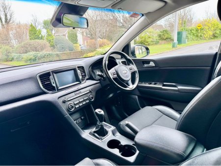 2017 Kia Sportage EX 5DR!!! ONLY 63K MLS!!! €15,900 thumbnail