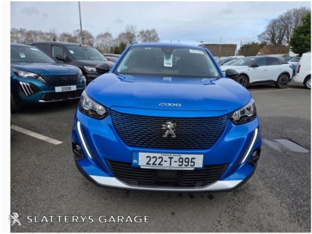 2022 Peugeot 2008 - thumbnail 2