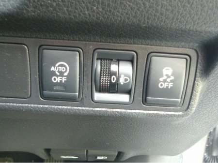 2015 Nissan Pulsar - thumbnail 20