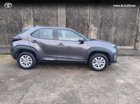 2024 Toyota Yaris Cross YARIS CROSS LUNA €27,990