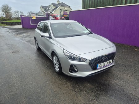 2017 Hyundai i30 SE NAV BLUE DRIVE 110 5DR 110PS €11,750