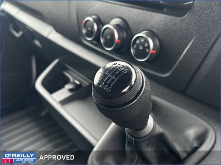 2022 Nissan Interstar - thumbnail 10