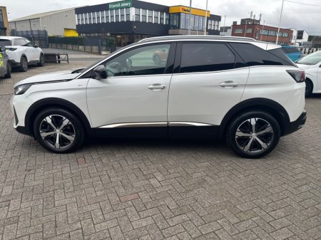 2024 Peugeot 3008 - thumbnail 8