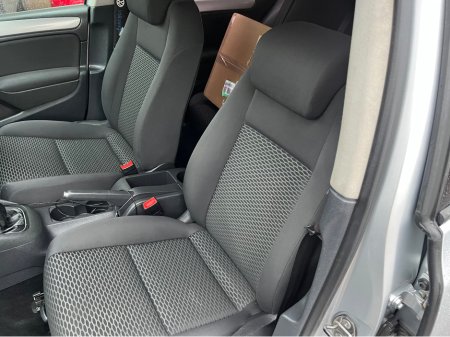 2011 Volkswagen Golf 1.6 TDI S 90PS 5DR €3,950 thumbnail